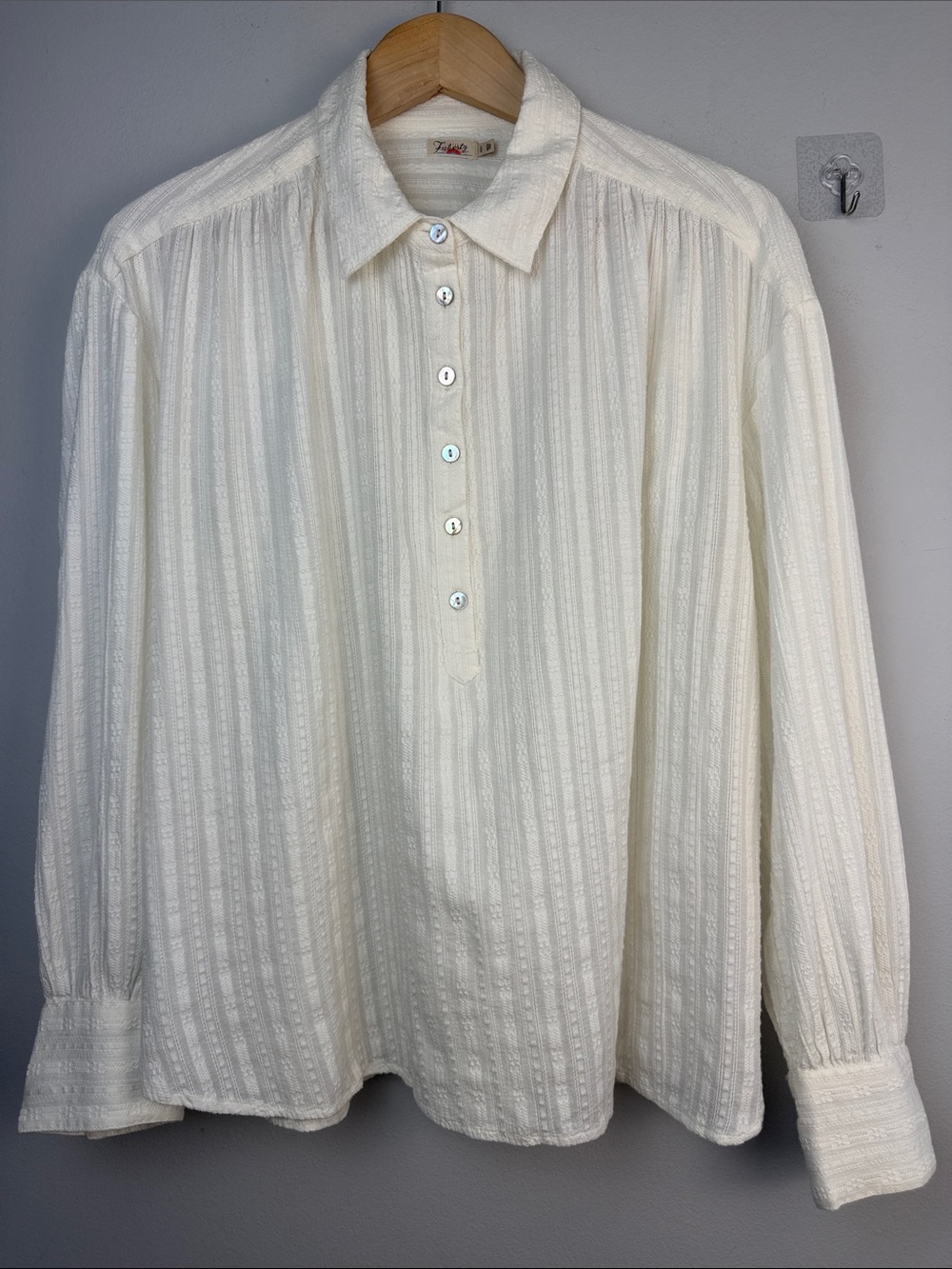 Faherty Olli Organic Cotton Popover Shirt in Egret Long Sleeves Large Minimalist - Picture 4 of 16